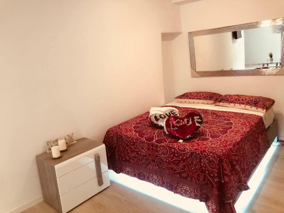 Apartment In Sol マドリード エクステリア 写真